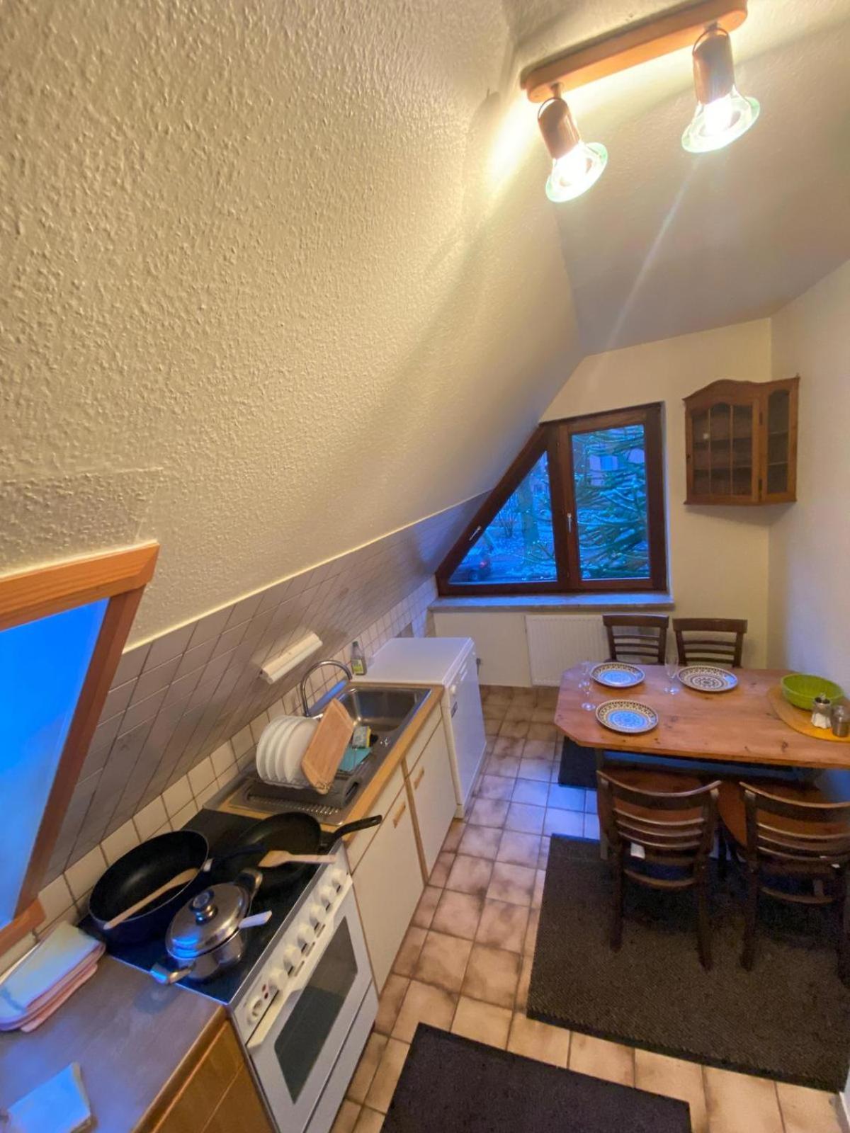 Gartenblick-Oase: Obergeschosswohnung In Hamburg Exterior foto