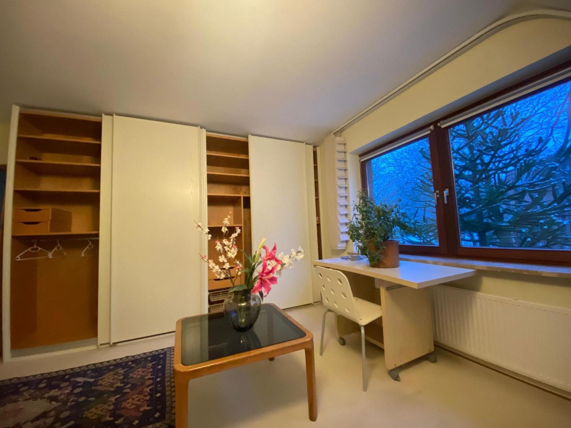 Gartenblick-Oase: Obergeschosswohnung In Hamburg Exterior foto